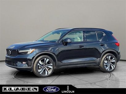 Used 2023 Volvo XC40 B5 Ultimate w/ Protection Package Premier