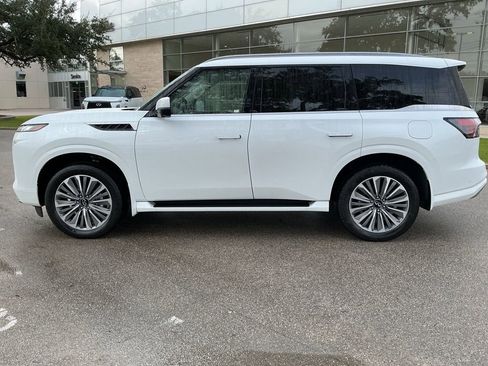New 2026 INFINITI QX80 Luxe w/ Cargo Package AWD/4WD image 8