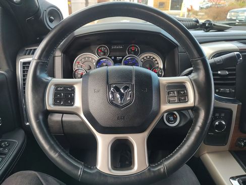 Used 2015 RAM 2500 Laramie image 11