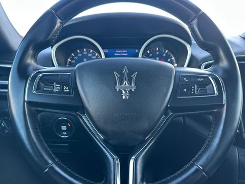Used 2018 Maserati Ghibli image 22