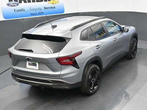 New 2026 Chevrolet Trax ACTIV w/ Sunroof Package image 25