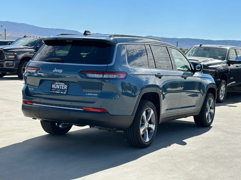 New 2026 Jeep Grand Cherokee L Limited w/ Luxury Tech Group II AWD/4WD image 7