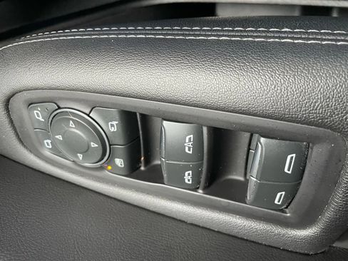 Used 2020 Cadillac XT5 Premium Luxury w/ LPO, Floor Liner Package image 8