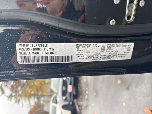 Used 2024 Jeep Compass Trailhawk image 30