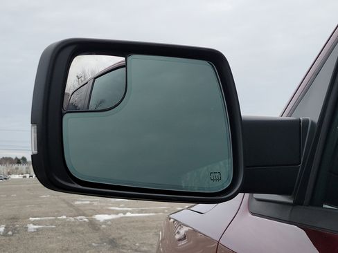 Used 2022 RAM 1500 Big Horn image 10