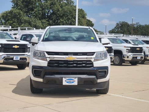 Used 2022 Chevrolet Colorado LT w/ Fleet Safety Package RWD image 2
