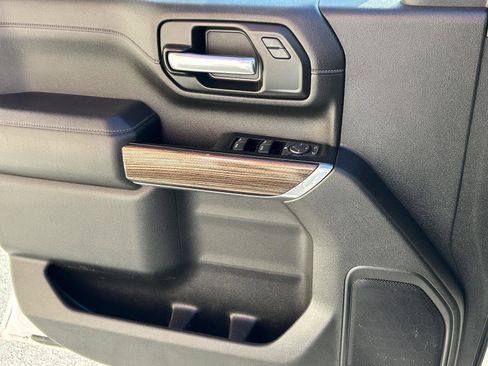 Used 2023 Chevrolet Silverado 2500 LT image 37