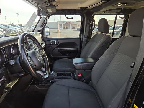 Used 2020 Jeep Wrangler Unlimited Sport S image 12