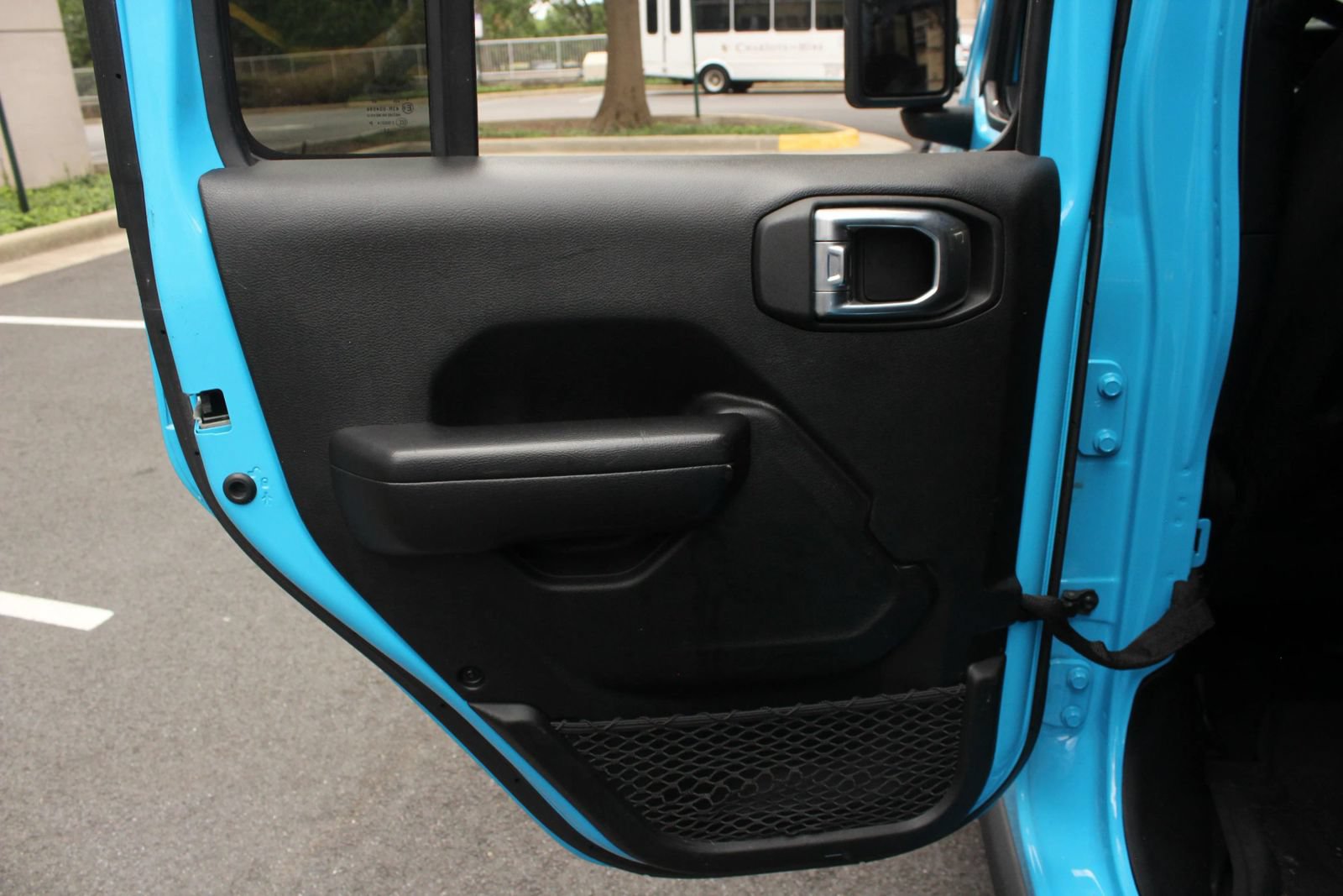 Used 2021 Jeep Wrangler Unlimited Rubicon w/ Safety Group AWD/4WD image 19
