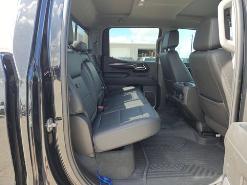Used 2022 Chevrolet Silverado 1500 LT Trail Boss w/ LT Trail Boss Premium Package AWD/4WD image 25