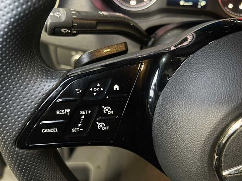 Used 2025 Mercedes-Benz Sprinter 2500 image 26