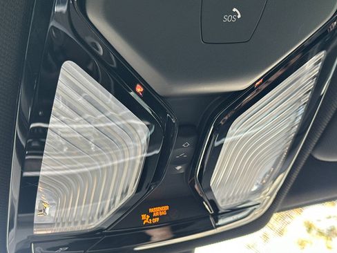 Used 2023 BMW X5 xDrive40i w/ Premium Package image 22