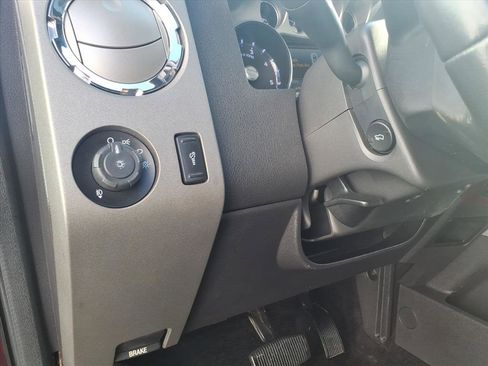 Used 2012 Ford F350 Lariat w/ Chrome Pkg image 13