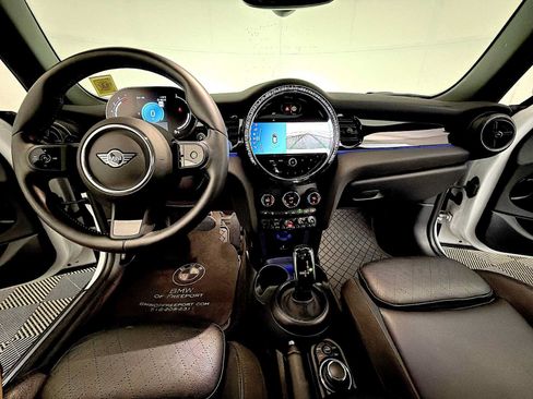 Certified 2023 MINI Cooper S w/ Signature Upholstery Package FWD image 15