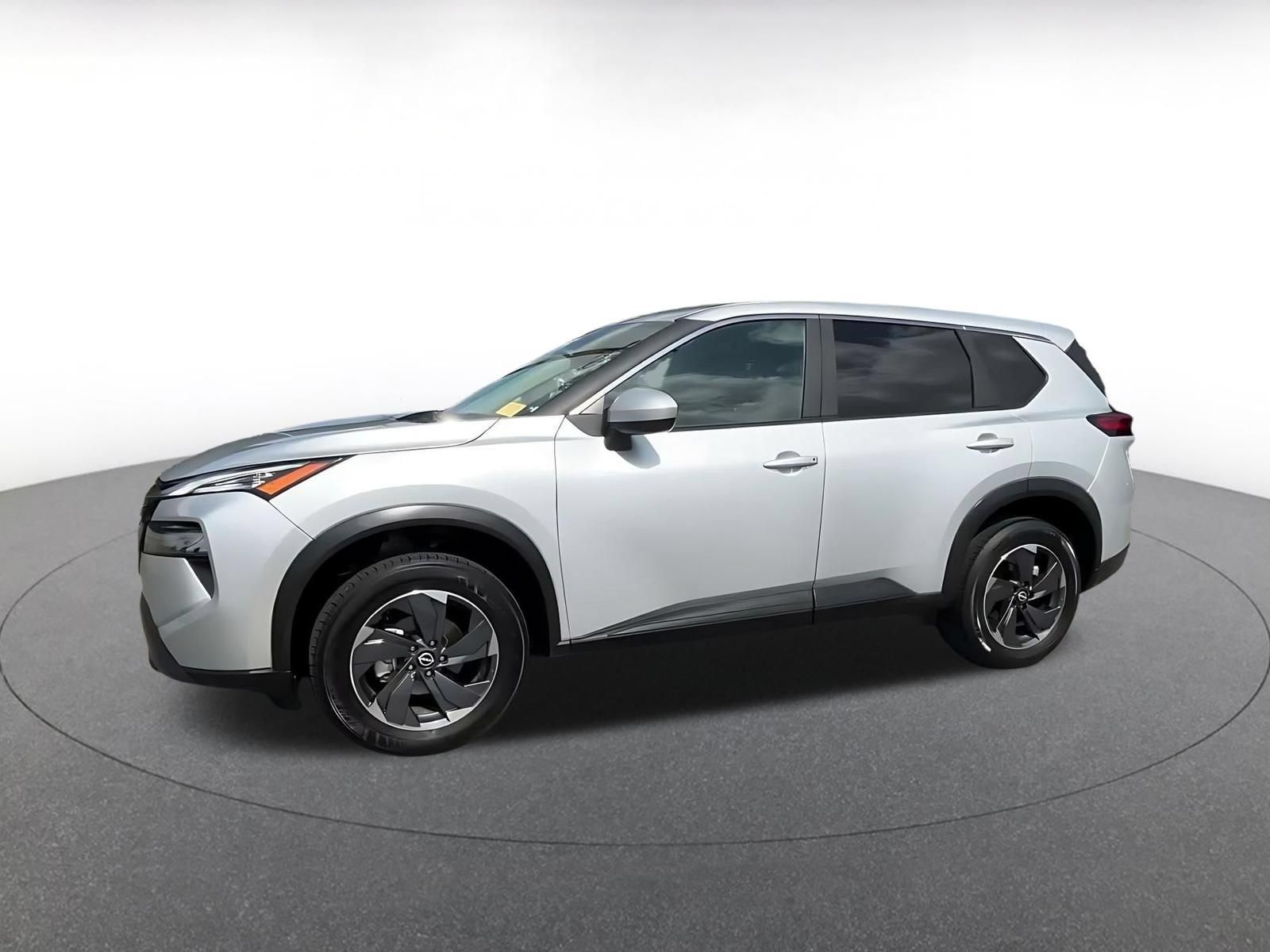 Used 2025 Nissan Rogue SV FWD image 7
