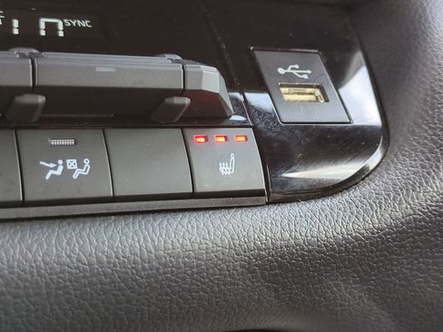 Certified 2025 Toyota Sequoia SR5 AWD/4WD image 23