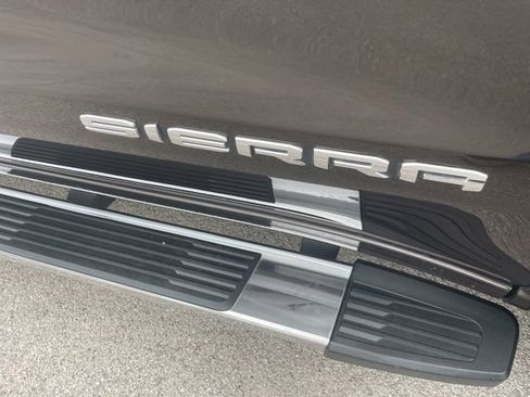 Used 2021 GMC Sierra 1500 SLT w/ SLT Premium Plus Package image 47