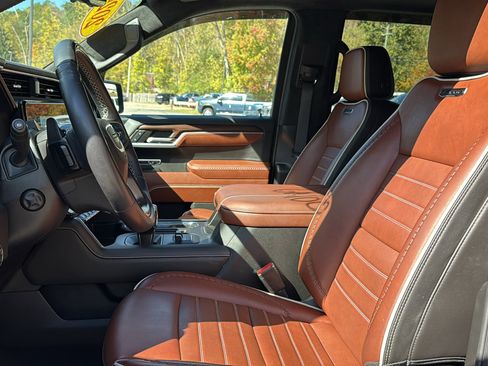Certified 2024 GMC Sierra 1500 Denali Ultimate image 13