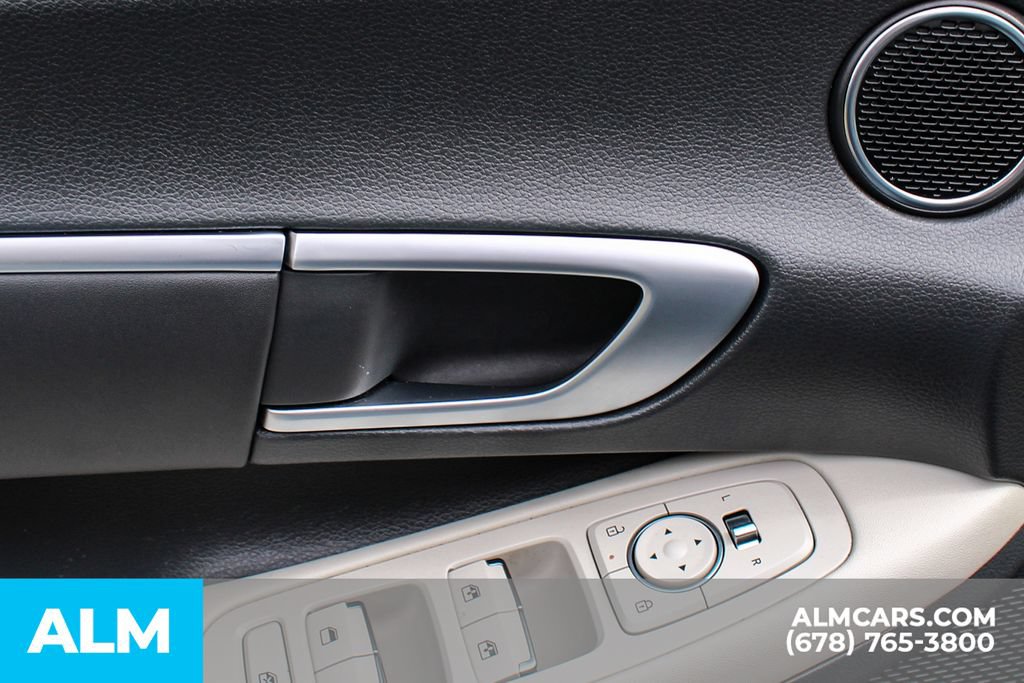 Used 2024 Hyundai Sonata SEL FWD image 31