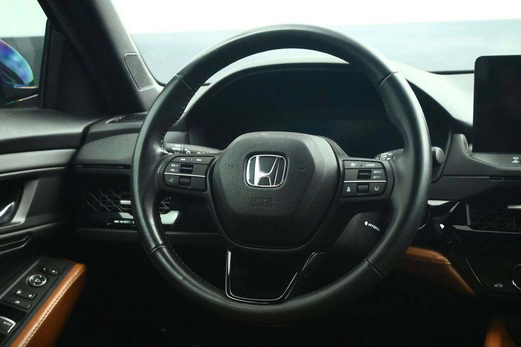 Used 2024 Honda Accord Sport image 40