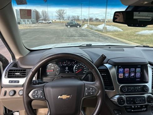Used 2017 Chevrolet Tahoe Premier image 16