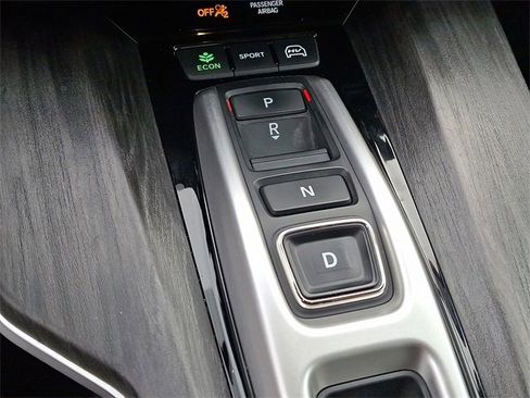 Certified 2018 Honda Clarity Touring image 13