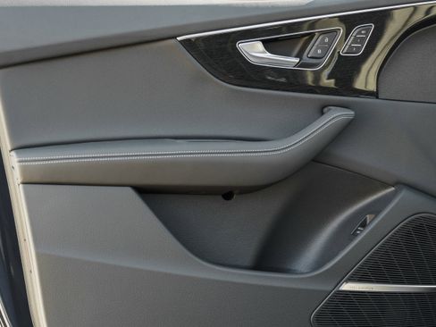 New 2026 Audi Q8 Premium Plus image 23