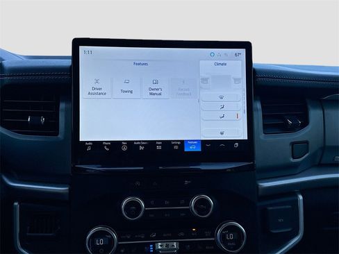 Used 2024 Ford Expedition XLT image 16