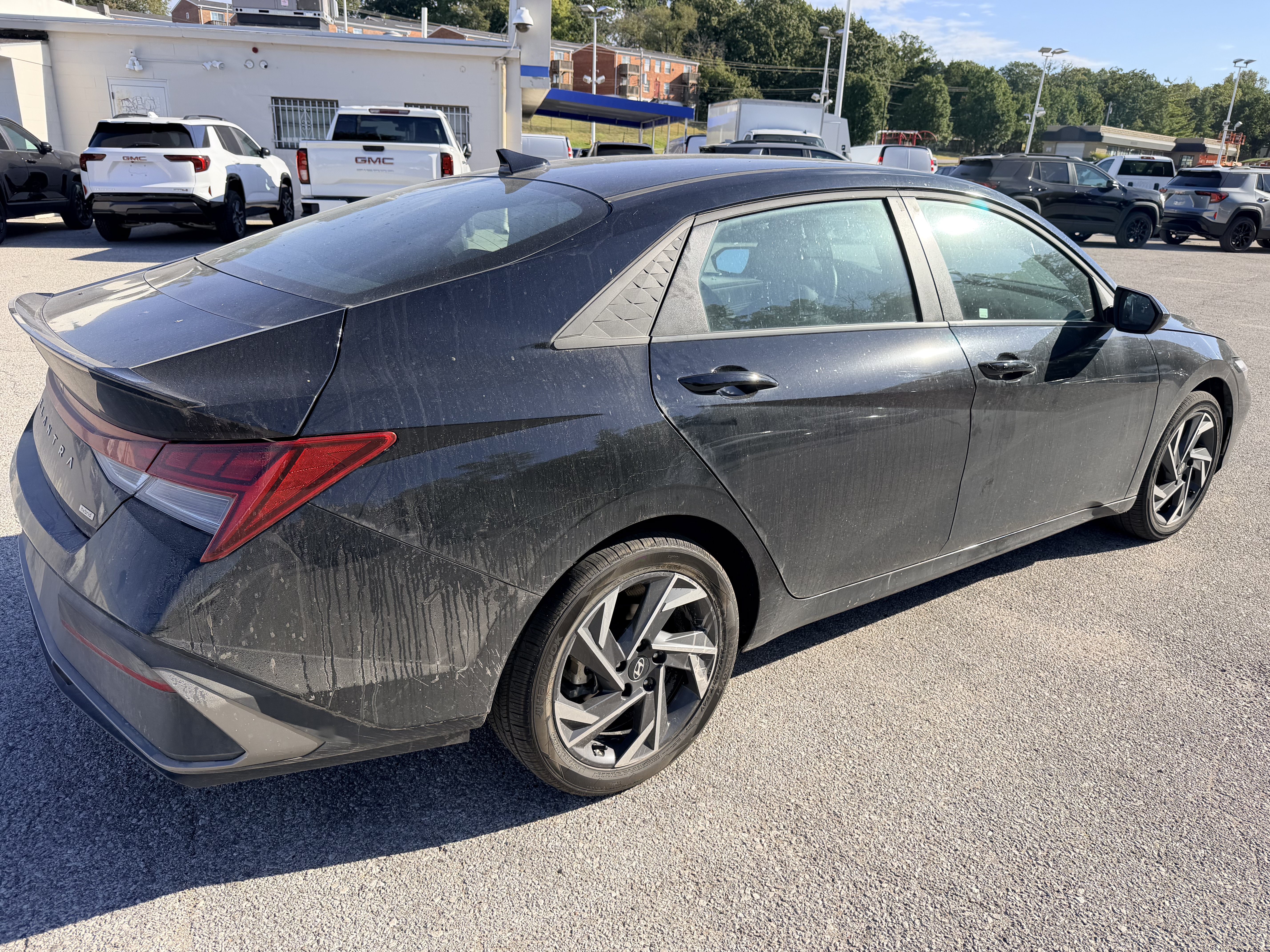 Used 2025 Hyundai Elantra SEL FWD image 7