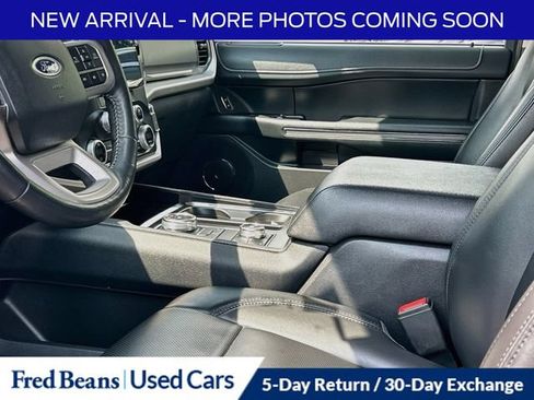 Used 2024 Ford Expedition XLT AWD/4WD image 8