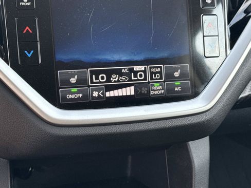 Used 2024 Subaru Ascent Premium AWD/4WD image 26