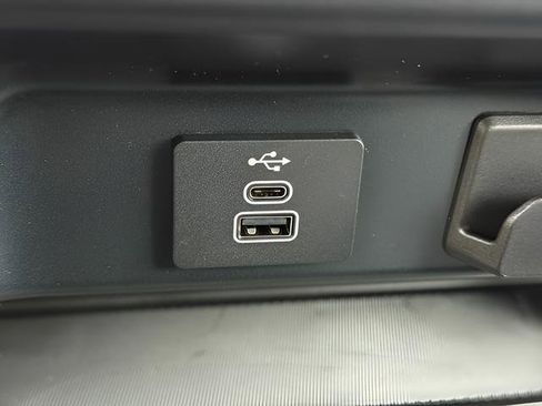 Used 2025 Ford F150 XL image 7