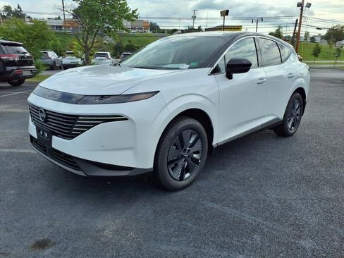 New 2025 Nissan Murano SL image 10