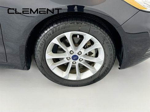 Certified 2020 Ford Fusion SE image 34
