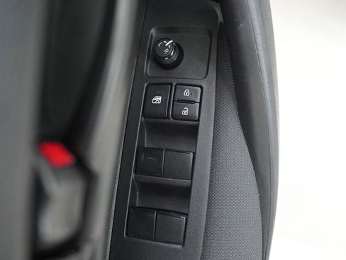 Used 2023 Toyota Corolla LE FWD image 20
