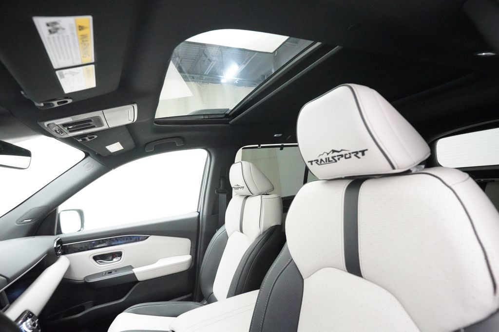 Certified 2026 Honda Passport TrailSport Elite image 31