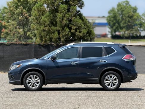 Used 2015 Nissan Rogue SV AWD/4WD image 8