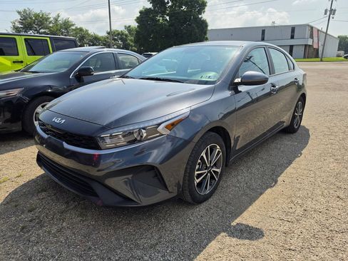 Used 2024 Kia Forte LXS FWD image 1