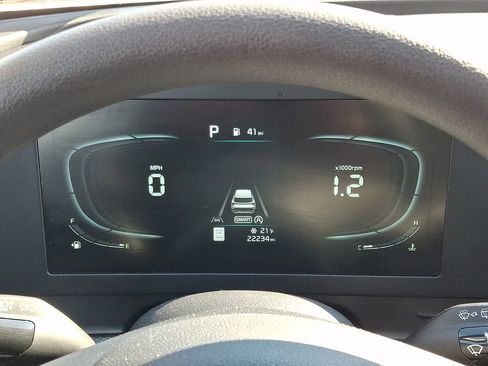 Used 2023 Kia Sportage LX AWD/4WD image 19