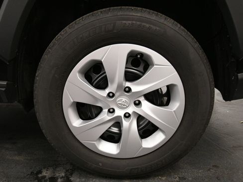 Certified 2024 Toyota RAV4 LE image 30