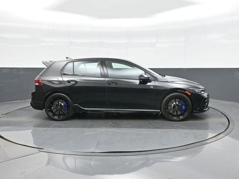 New 2026 Volkswagen Golf image 8