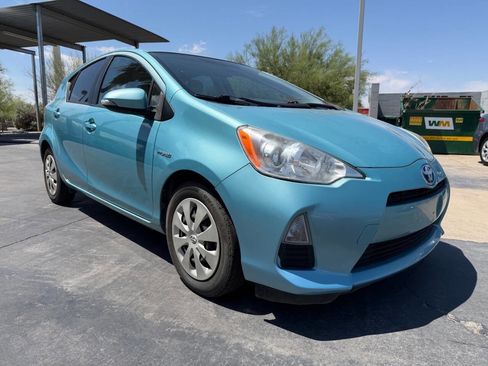 Used 2014 Toyota Prius C One FWD image 1