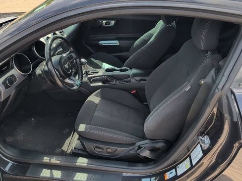 Used 2023 Ford Mustang GT RWD image 4