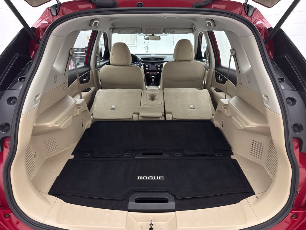 Used 2017 Nissan Rogue S FWD image 7