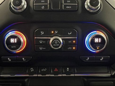 Used 2021 GMC Sierra 2500 SLE w/ X31 Off-Road Package image 18