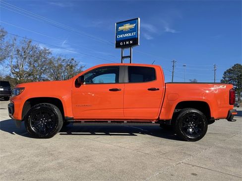 Certified 2022 Chevrolet Colorado Z71 w/ Safety Package image 2