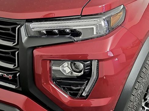 Used 2024 GMC Canyon AT4 w/ AT4 Premium Package image 10