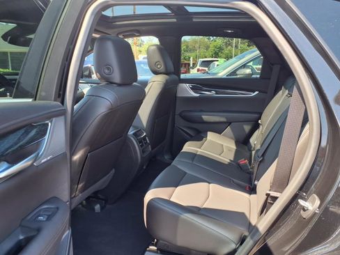 Certified 2023 Cadillac XT5 Premium Luxury image 16