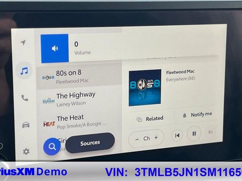 Certified 2025 Toyota Tacoma SR5 image 31