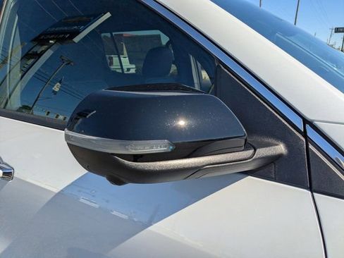 New 2026 Chevrolet Traverse High Country w/ LPO, Floor Liner Package image 12